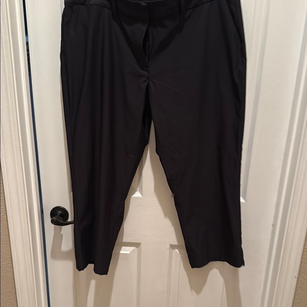 Nike Black Ankle Cropped Golf Pants